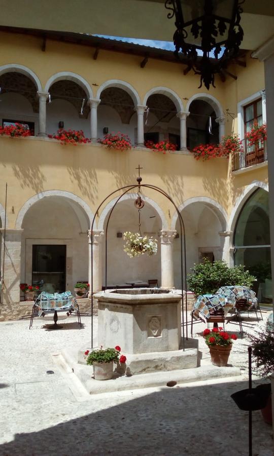 Grancia Dei Celestini Bed & Breakfast Sulmona Bagian luar foto